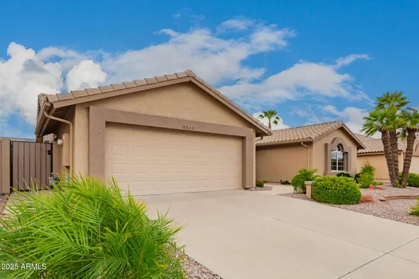 Property Slideshow image 2 of 43 | 8529 w rockwood dr, Peoria, AZ, 85382