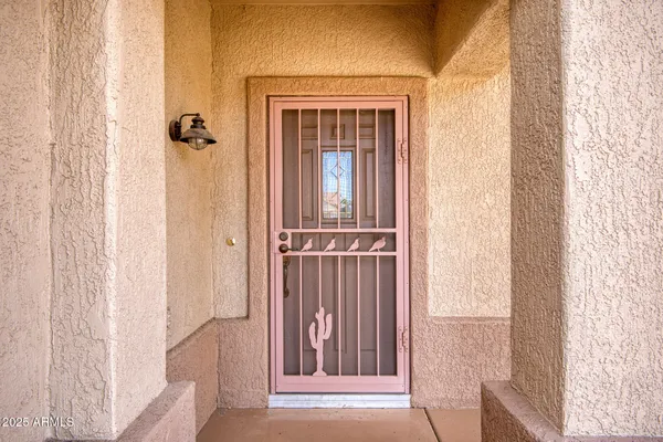 Property Slideshow image 3 of 32 | 15601 w vista grande ln, Surprise, AZ, 85374