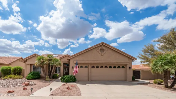 Property Slideshow image 2 of 64 | 10533 e nacoma dr, Sun Lakes, AZ, 85248