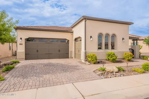 Property Slideshow image 2 of 79 | 472 e bracciano ave, San Tan Valley, AZ, 85140