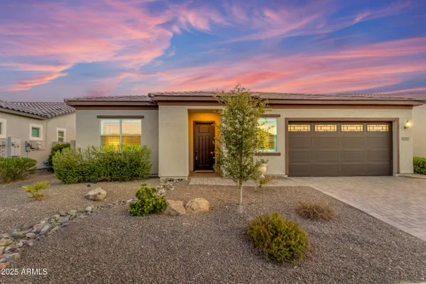 Property Slideshow image 3 of 113 | 17885 w amberwood dr, Goodyear, AZ, 85338