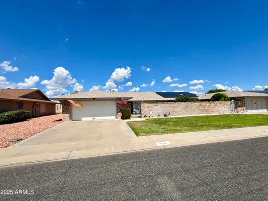 Property Slideshow image 2 of 42 | 10520 w campana dr, Sun City, AZ, 85351