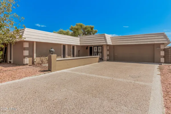 Property Slideshow image 2 of 21 | 15825 n 110th ave, Sun City, AZ, 85351