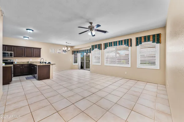 Property Slideshow image 2 of 46 | 6963 s nantucket st, Chandler, AZ, 85249