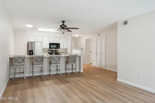 Property Slideshow image 3 of 36 | 1021 s greenfield rd unit 1106, Mesa, AZ, 85206