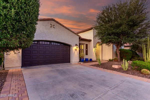Property Slideshow image 2 of 43 | 882 e laddoos ave, Queen Creek, AZ, 85140