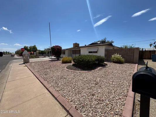 Property Slideshow image 3 of 26 | 1284 s lawther dr, Apache Junction, AZ, 85120