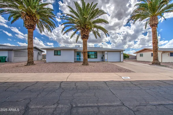 Property Slideshow image 2 of 35 | 5331 e dodge st, Mesa, AZ, 85205