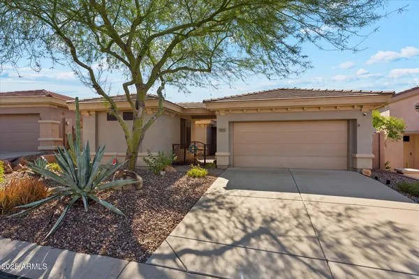 Property Slideshow image 2 of 43 | 41841 n mill creek way, Anthem, AZ, 85086