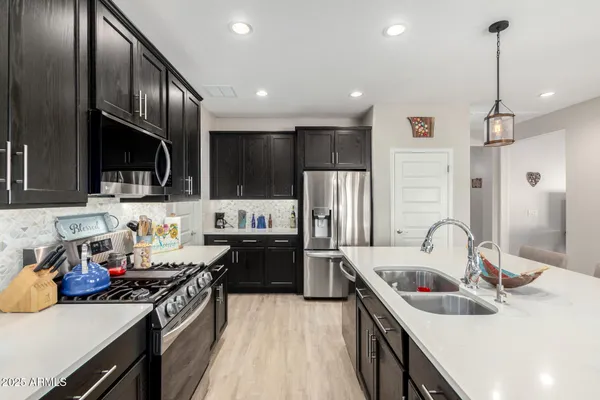 Property Slideshow image 2 of 51 | 5781 n coyote hill rd, Eloy, AZ, 85131