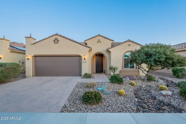 Property Slideshow image 2 of 50 | 5821 w cinder brook way, Florence, AZ, 85132