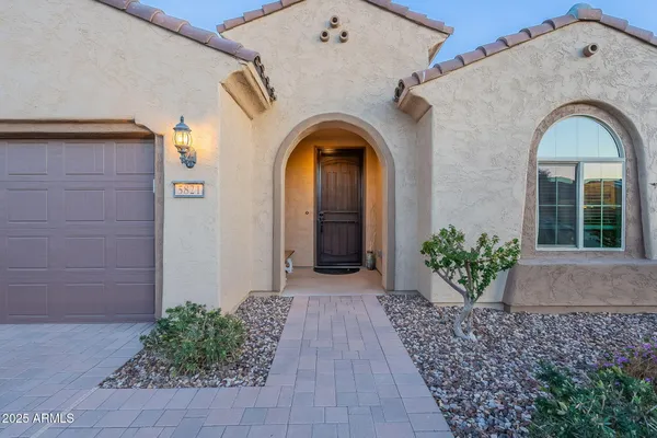 Property Slideshow image 3 of 50 | 5821 w cinder brook way, Florence, AZ, 85132