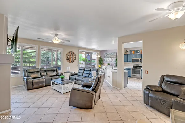 Property Slideshow image 3 of 17 | 15314 w pantano dr, Surprise, AZ, 85374