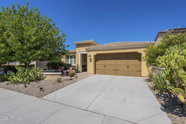 Property Slideshow image 2 of 36 | 392 e laddoos ave, Queen Creek, AZ, 85140