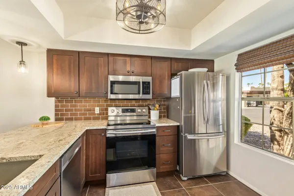 Property Slideshow image 3 of 37 | 7841 e ocotillo ave, Mesa, AZ, 85208