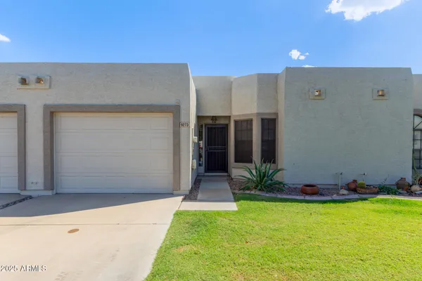 Property Slideshow image 3 of 34 | 9273 w jason dr, Peoria, AZ, 85382