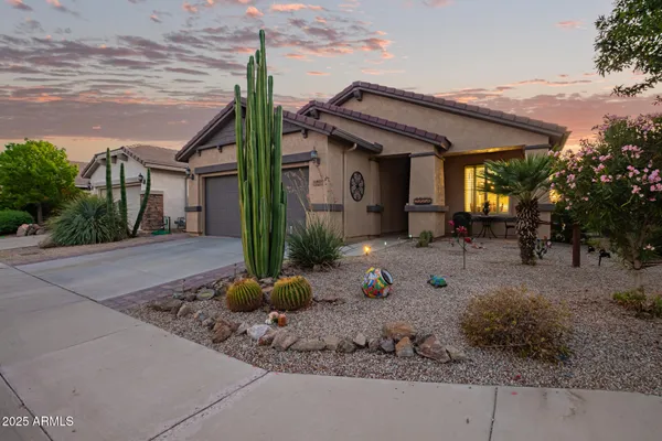 Property Slideshow image 3 of 60 | 30058 n jillian dr, San Tan Valley, AZ, 85143