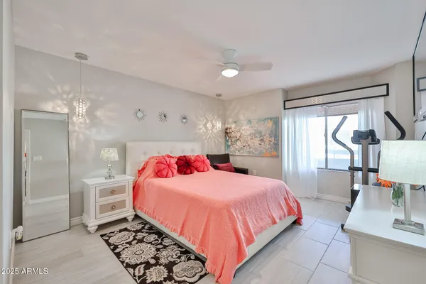 Property Slideshow image 3 of 29 | 17404 n 99th ave 232, Sun City, AZ, 85373