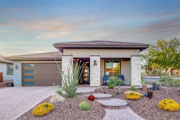 Property Slideshow image 2 of 58 | 4662 cactus wren rd, Wickenburg, AZ, 85390