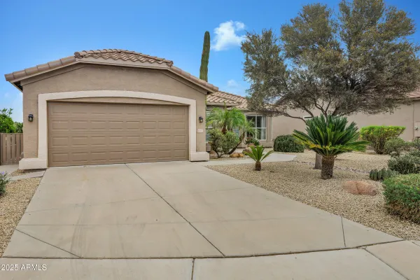 Property Slideshow image 3 of 51 | 6103 s huachuca way, Chandler, AZ, 85249