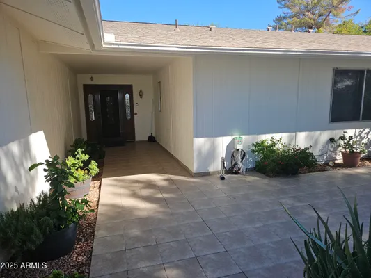 Property Slideshow image 3 of 34 | 9874 w highwood ct, Sun City, AZ, 85373