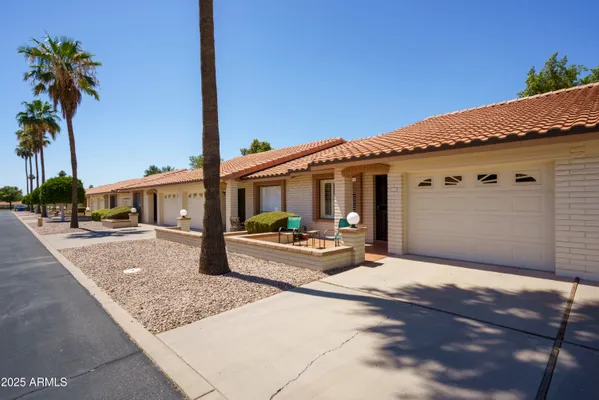 Property Slideshow image 3 of 16 | 2310 s farnsworth dr unit 16, Mesa, AZ, 85209