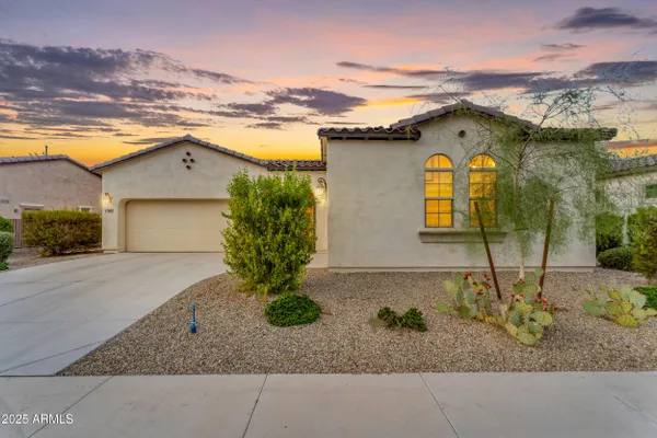Property Slideshow image 3 of 90 | 17900 w briarwood dr, Goodyear, AZ, 85338