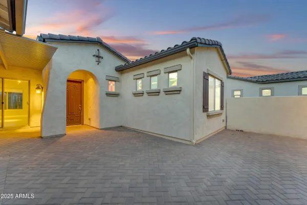 Property Slideshow image 3 of 90 | 17900 w briarwood dr, Goodyear, AZ, 85338