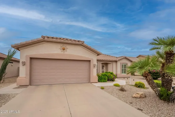Property Slideshow image 3 of 47 | 3826 e rolling green way, Chandler, AZ, 85249