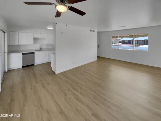 Property Slideshow image 3 of 28 | 10414 w sun city blvd, Sun City, AZ, 85351