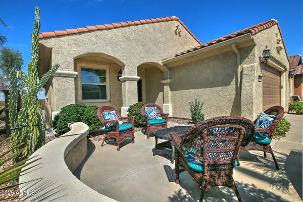 Property Slideshow image 3 of 56 | 6808 w mockingbird way, Florence, AZ, 85132