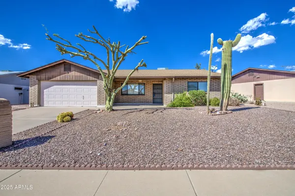 Property Slideshow image 2 of 39 | 1722 w 15th ln, Apache Junction, AZ, 85120