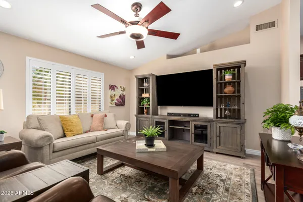 Property Slideshow image 2 of 33 | 19817 n 92nd ave, Peoria, AZ, 85382