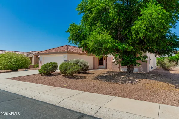 Property Slideshow image 3 of 38 | 20024 n painted sky dr, Surprise, AZ, 85374