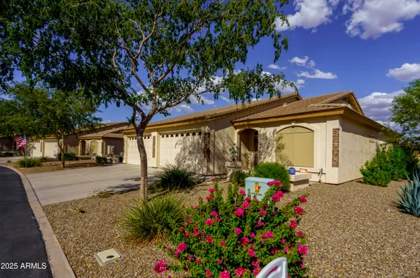 Property Slideshow image 2 of 19 | 10960 e monte ave unit 101, Mesa, AZ, 85209