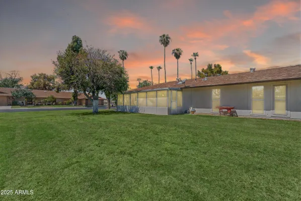 Property Slideshow image 3 of 40 | 9821 w pleasant valley rd, Sun City, AZ, 85351