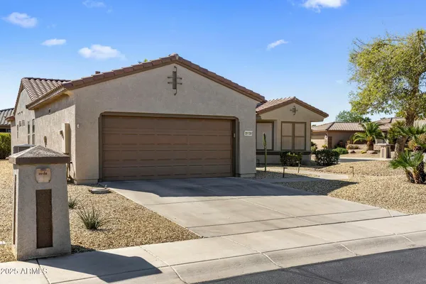 Property Slideshow image 3 of 30 | 20139 n rawhide way, Surprise, AZ, 85387