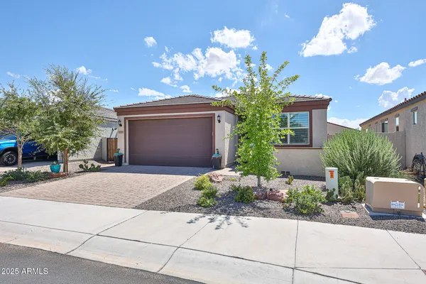 Property Slideshow image 3 of 62 | 17891 w sandalwood dr, Goodyear, AZ, 85338