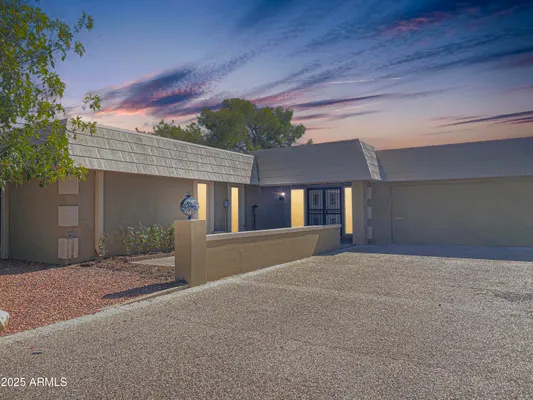 Property Slideshow image 3 of 20 | 15825 n 110th ave, Sun City, AZ, 85351