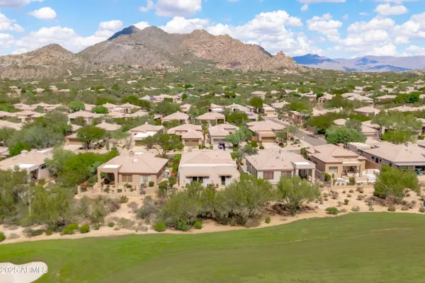 Property Slideshow image 2 of 48 | 6537 e shooting star way, Scottsdale, AZ, 85266