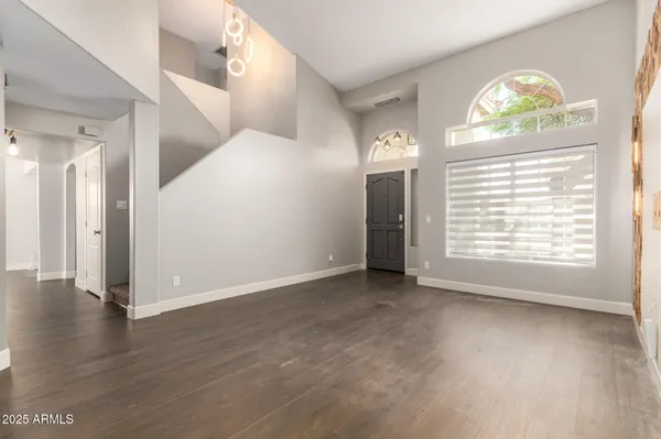 Property Slideshow image 2 of 17 | 4434 e bannock st, Phoenix, AZ, 85044