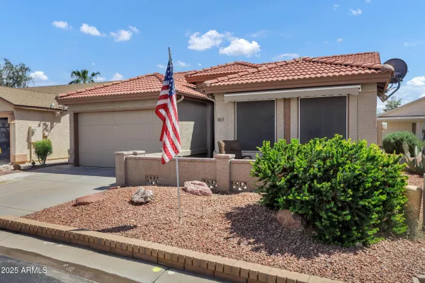 Property Slideshow image 2 of 23 | 1863 e buena vista dr, Chandler, AZ, 85249
