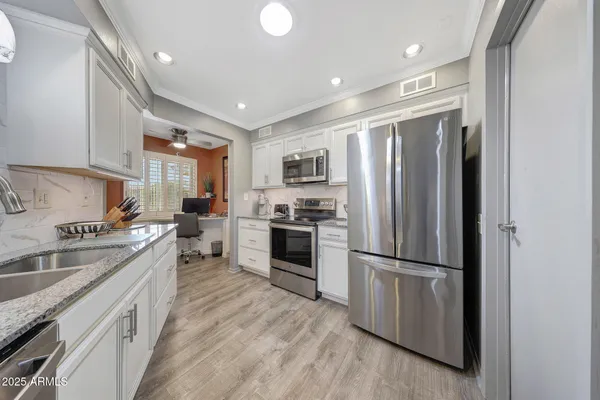 Property Slideshow image 3 of 37 | 13842 n 111th ave, Sun City, AZ, 85351