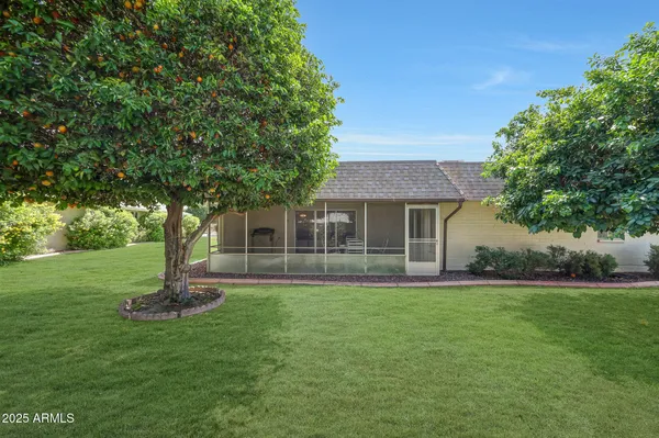 Property Slideshow image 2 of 39 | 10415 w camelot cir, Sun City, AZ, 85351