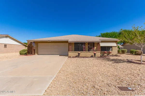 Property Slideshow image 2 of 30 | 9564 w purdue ave, Peoria, AZ, 85345