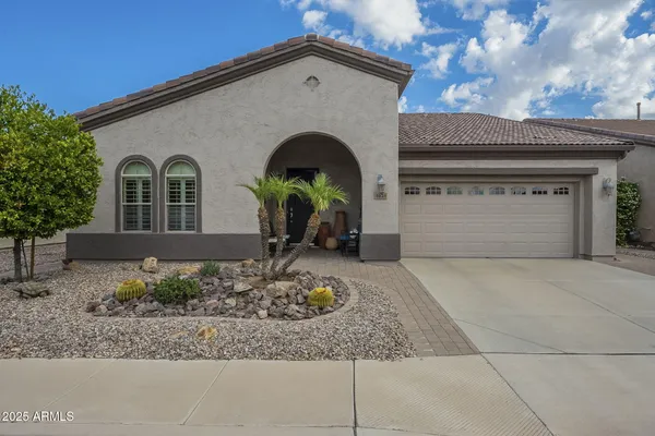 Property Slideshow image 2 of 81 | 4644 e sourwood dr, Gilbert, AZ, 85298