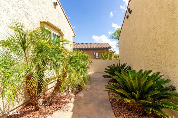 Property Slideshow image 3 of 68 | 7198 w trenton way, Florence, AZ, 85132