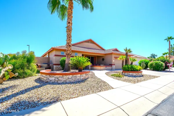 Property Slideshow image 2 of 56 | 17737 n becke ln, Surprise, AZ, 85374