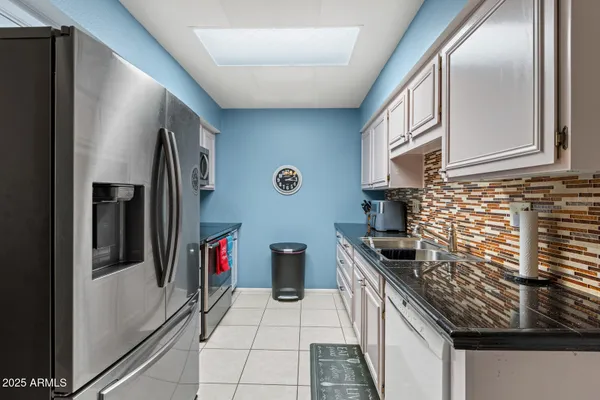 Property Slideshow image 3 of 22 | 13054 n 100th ave, Sun City, AZ, 85351