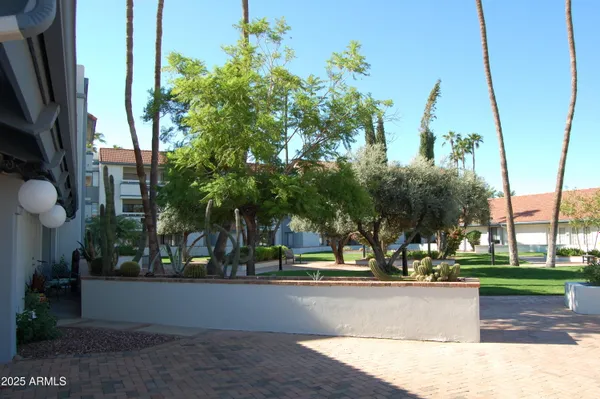 Property Slideshow image 3 of 32 | 17404 n 99th ave unit 131, Sun City, AZ, 85373